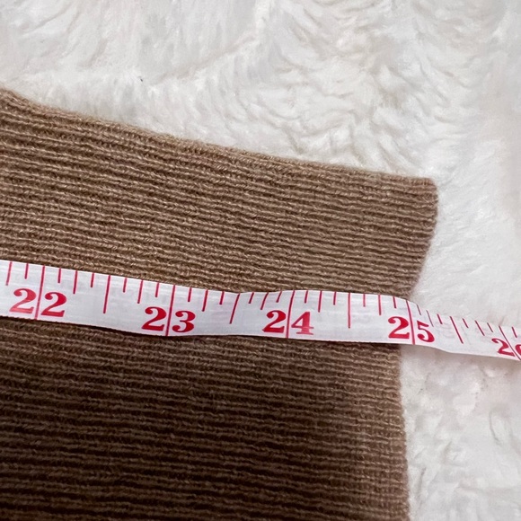 J crew cashmere sweater - M - camel - Picture 8 of 10